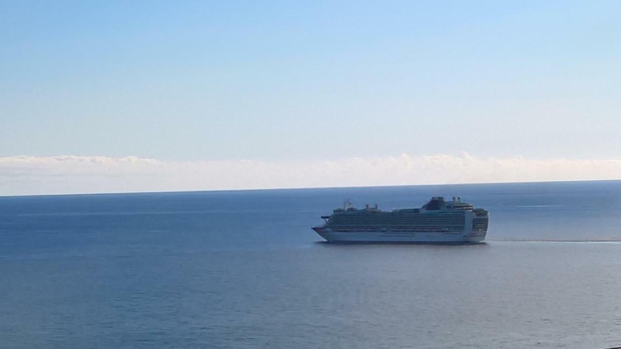 Central Suite In Funchal 2N Luaran gambar